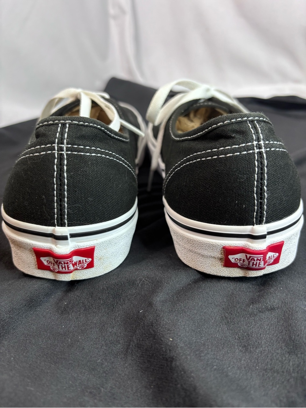 Vans Authentic Black/White Canvas Skate Shoes – Men’s Size 11 / Women’s 12.5 - Picture 5 of 9
